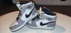 Nike Air Jordan 1 High Gore-Tex 'Light Bone Maat 40, Kleding | Heren, Schoenen, Overige kleuren, Nike, Ophalen of Verzenden, Sneakers of Gympen