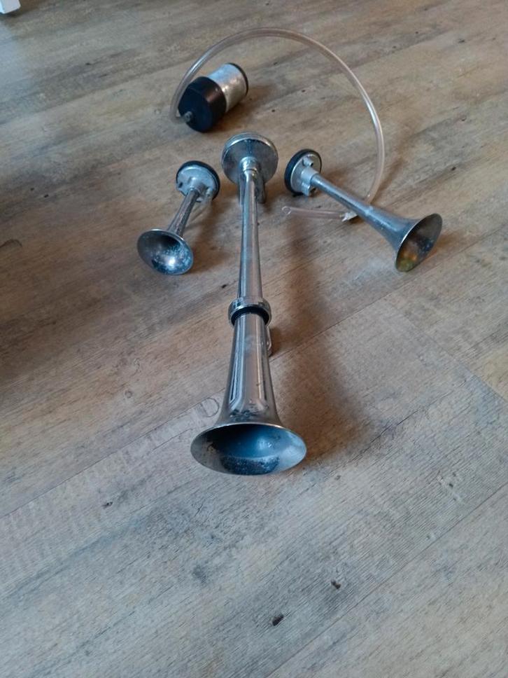Vintage Luchthoorn Set, Watersport en Boten, Bootonderdelen, Gebruikt, Overige typen, Motorboot, Ophalen of Verzenden