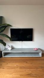 Tv meubel beton zwevend effect grijs, Huis en Inrichting, Kasten | Televisiemeubels, Ophalen, Overige materialen, Gebruikt, 200 cm of meer