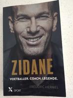Zidane, voetballer, coach, legende, Balsport, Ophalen of Verzenden, Zo goed als nieuw