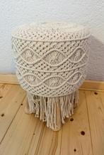 Macrame krukje, Rond, Ophalen of Verzenden, Zo goed als nieuw, Aardewerk