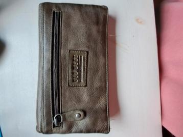 Mooie dames beurs OLD WEST beschikbaar voor biedingen