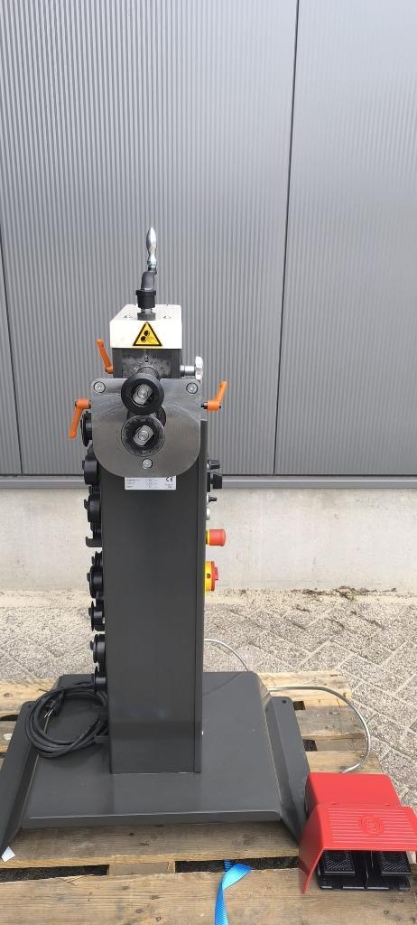 Nieuwe Voormachine Jörg 5343-V – Compleet met Rollen, Doe-het-zelf en Verbouw, Gereedschap | Lasapparaten, Nieuw, Overige typen