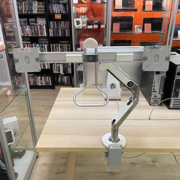 Human Scale M8 Monitor Beugels | Dubbele monitor beugel | Ge beschikbaar voor biedingen