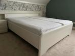 Tweepersoonsbed incl. nachtkastjes, matrassen en dekbedden, Ophalen, Gebruikt, Wit, Tweepersoons