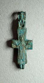 Crucifix - 7e/9e eeuw - Bodemvondst - - TOPSTUK, Antiek en Kunst, Ophalen of Verzenden