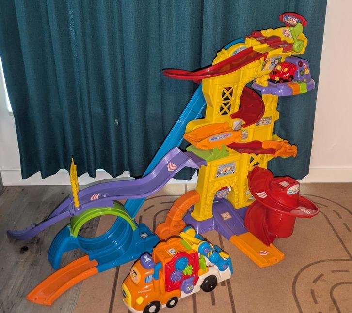 VTech Toet toet auto's sets, Kinderen en Baby's, Speelgoed | Vtech, Zo goed als nieuw, 2 tot 4 jaar, Ophalen