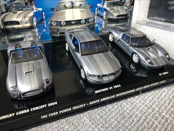 Ford Shelby Cobra - Mustang - GT 2005 1:43 Minichamps beschikbaar voor biedingen