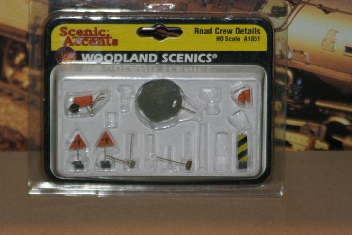 Woodland Scenics H0 A1851 SCENIC ACCENTS Wegwerk NIEUW, Hobby en Vrije tijd, Modeltreinen | H0, Nieuw, Brug, Tunnel of Gebouw