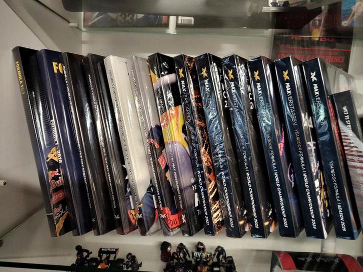 Max Verstappen, Verzamelen, Automerken, Motoren en Formule 1, Zo goed als nieuw, Formule 1, Ophalen