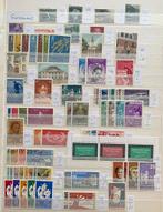 Kaveltje postzegels Suriname, Postzegels en Munten, Postzegels | Volle albums en Verzamelingen, Ophalen of Verzenden, Nederland