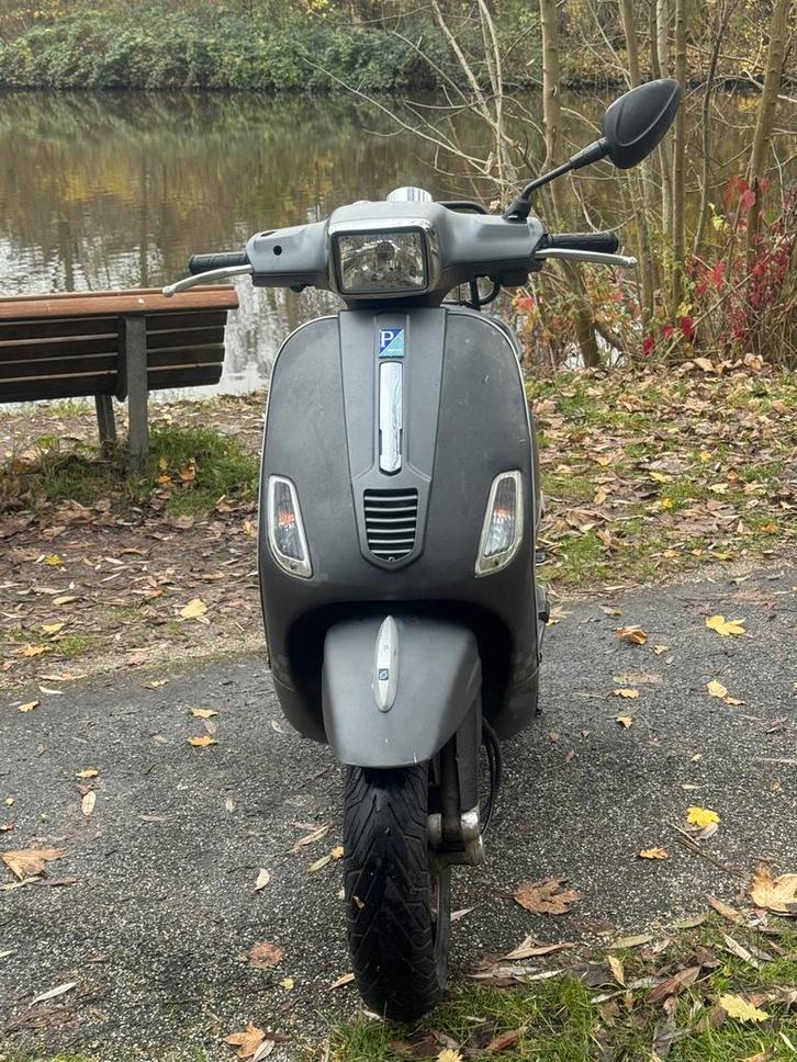 Vespa s sport 2012 2t(70cc full malossi), Fietsen en Brommers, Scooters | Piaggio, Zo goed als nieuw, Overige modellen, Benzine