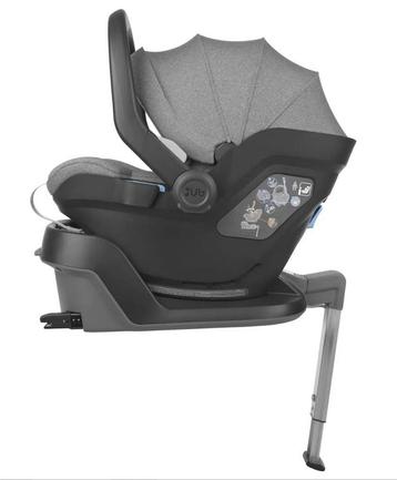Autostoel Uppababy Mesa i-size + Isofix basis beschikbaar voor biedingen