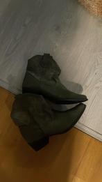 Groene enkellaarsjes maat 38, Kleding | Dames, Ophalen of Verzenden, Zo goed als nieuw, Groen, Lage of Enkellaarzen