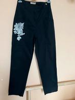 Twinset zwarte broek met bloemen applicatie, Maat 38/40 (M), Zwart, Ophalen of Verzenden, Zo goed als nieuw