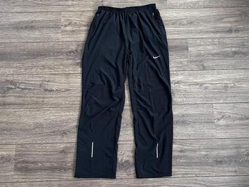 Nike Dri-Fit hardloopbroek buiten zwart maat L ongebruikt beschikbaar voor biedingen