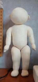 Paspop kind baby ca maat 68, Hobby en Vrije tijd, Ophalen of Verzenden, Meerdere media