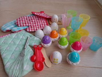 Ikea Duktig glaasjes, verrassings eieren, keukentje speeloed beschikbaar voor biedingen