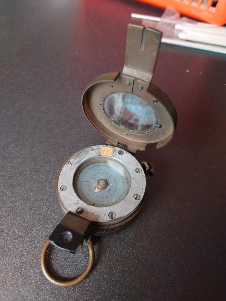 EAC (Barker) mkIII field/marching compas, Verzamelen, Militaria | Tweede Wereldoorlog, Landmacht, Overige typen, Engeland, Ophalen of Verzenden