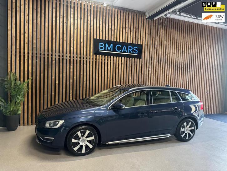 Volvo V60 2.4 D6 AWD Plug-In Hybrid Leer,Schuifdak,Xenon, Auto's, Volvo, Bedrijf, Te koop, V60, 4x4, ABS, Airbags, Airconditioning