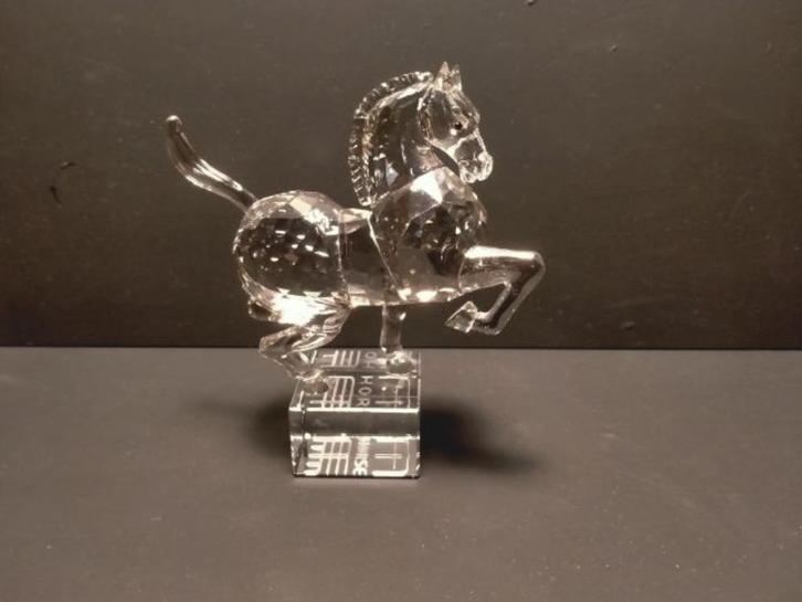 Swarovski Paard Chinese dierenriem, Verzamelen, Swarovski, Zo goed als nieuw, Figuurtje, Ophalen of Verzenden