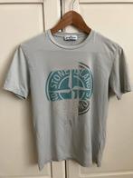 T-shirt, exclusief merk (SI), maat 156, lichtblauw & opdruk, Ophalen of Verzenden, Zo goed als nieuw, Stone Island, Shirt of Longsleeve