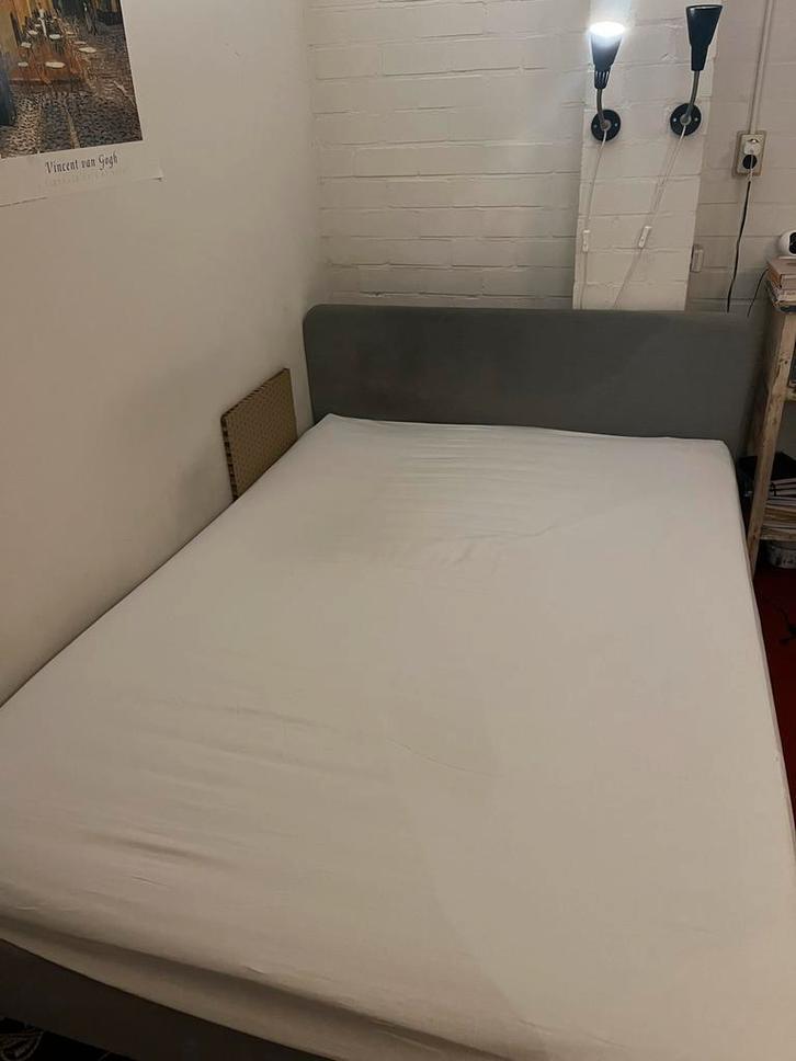 Ikea Bedframe 140x200 - Gebruikt, Huis en Inrichting, Slaapkamer | Bedden, Gebruikt, Tweepersoons, 140 cm, 200 cm, Metaal, Grijs