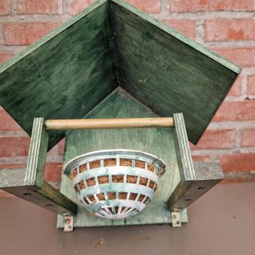 Te koop vogelhuisjes / vogelnestjes beschikbaar voor biedingen