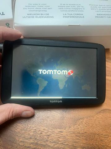 TomTom GO Classic 6" Navigatiesysteem beschikbaar voor biedingen