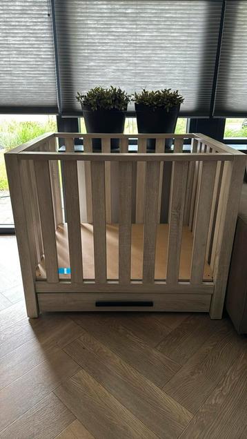 Box met lade TWF zgan beschikbaar voor biedingen