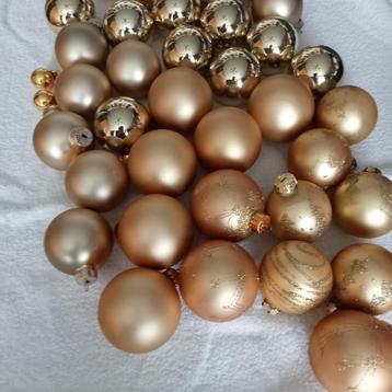 kerstballen goud van glas + piek beschikbaar voor biedingen