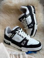 Louis Vuitton trainers Sneakers schoenen maat 42 zwart wit, Ophalen of Verzenden, Zo goed als nieuw, Zwart