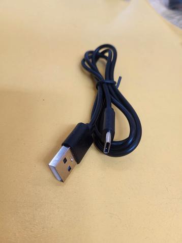 USB A naar USB C kabels. Voorverpakt en nieuw. beschikbaar voor biedingen