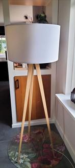 Staande lamp - merk Zuiver - wit, Huis en Inrichting, Ophalen, Gebruikt, 150 tot 200 cm