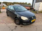 Volkswagen Polo 1.2 47KW 2006 Zwart, Auto's, Volkswagen, Voorwielaandrijving, 64 pk, 540 kg, 1198 cc