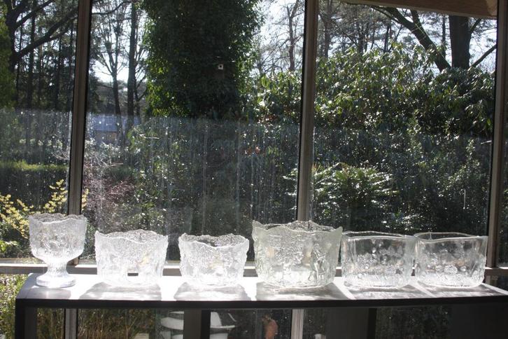 KOSTA/BODA "" RHAPSODY/ULLA "" Schalen., Huis en Inrichting, Woonaccessoires | Schalen en Manden, Zo goed als nieuw, Schaal, Rond