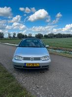 Volkswagen Golf 2.0 Cabriolet 85KW 2002 Grijs, Auto's, Zwart, 4 cilinders, 4 stoelen, 1200 kg