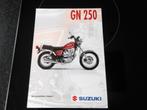 Folder Suzuki GN250, Motoren, Verzenden, Suzuki