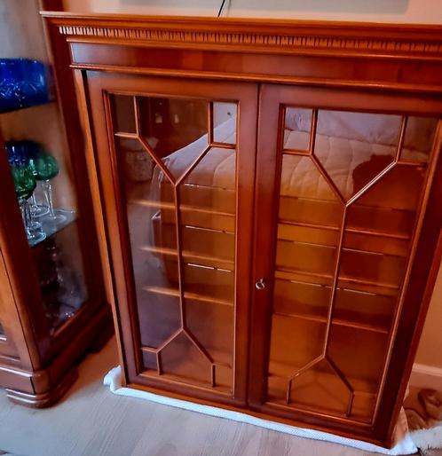 VINTAGE ENGELSE WAND/HANG VITRINEKAST (Heldense), Huis en Inrichting, Kasten | Vitrinekasten, Zo goed als nieuw, Minder dan 100 cm