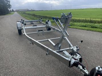 Kalf M1500 nieuw beschikbaar voor biedingen