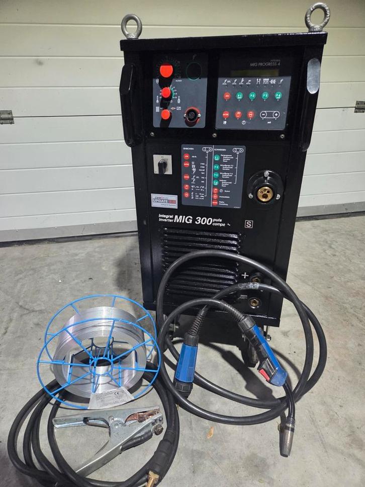 EWM MIG 300 Puls lasapparaat in nieuwstaat, Doe-het-zelf en Verbouw, Gereedschap | Lasapparaten, Zo goed als nieuw, Co2, 250 ampère of meer