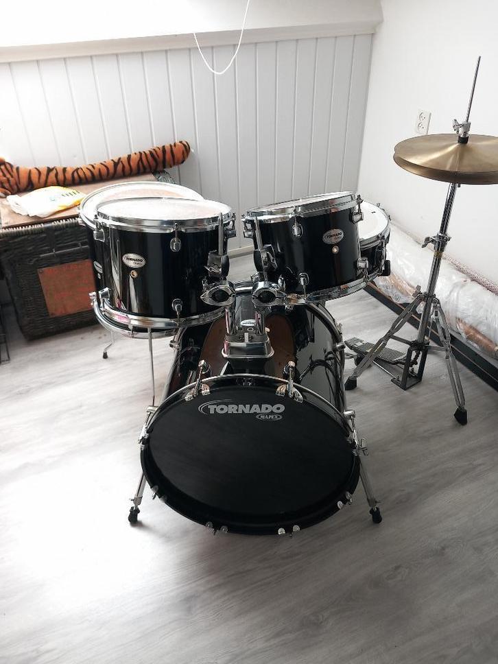 Te Koop mooi Drumstel, Muziek en Instrumenten, Drumstellen en Slagwerk, Gebruikt, Overige merken, Ophalen