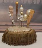 Oud Speldenkussen Met Spelden. "Uit Aletta's Tijd", Ophalen of Verzenden