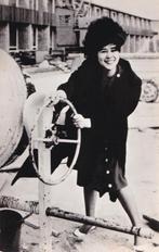 Anneke Grönloh bij de betonmolen, Verzamelen, Verzenden, 1960 tot 1980, Ongelopen, Sterren en Beroemdheden