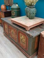 Antieke beschilderde bruidskist uit 1855, Ophalen