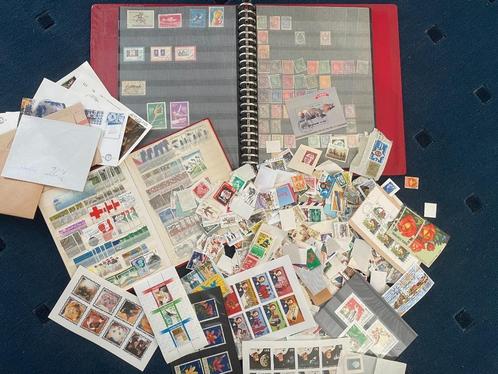 Postzegels (2) uitzoekdoos, verrassingsdoos -2x postzegelalb, Postzegels en Munten, Postzegels | Volle albums en Verzamelingen