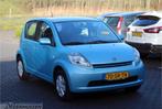 Daihatsu Sirion 2 1.0-12V Trend | 2006 | Leuke auto! Nwe APK, Voorwielaandrijving, Stof, Gebruikt, 750 kg