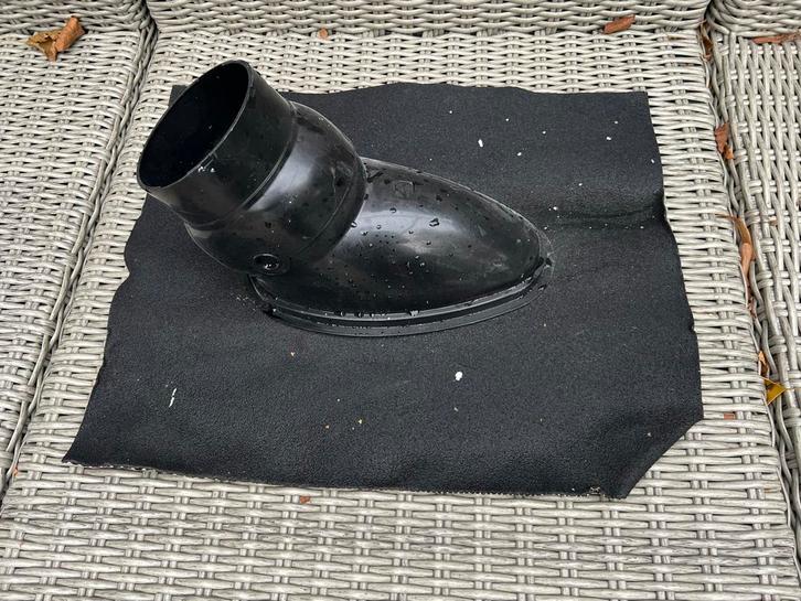 Ubbink Ubiflex Dakdoorvoerpan 131mm, Doe-het-zelf en Verbouw, Buizen en Afvoer, Gebruikt, Afvoer, Overige materialen, Minder dan 2 meter