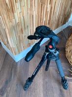 Manfrotto statief met waterpassen, Audio, Tv en Foto, Ophalen of Verzenden, Zo goed als nieuw, Driepoot