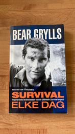 Bear Grylls - Survival elke dag, Boeken, Bear Grylls, Zo goed als nieuw, Ophalen